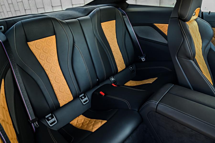 Интерьер BMW M8 Competition Coupe (F92) 2019 года  (UK) (фото 138 из 157)